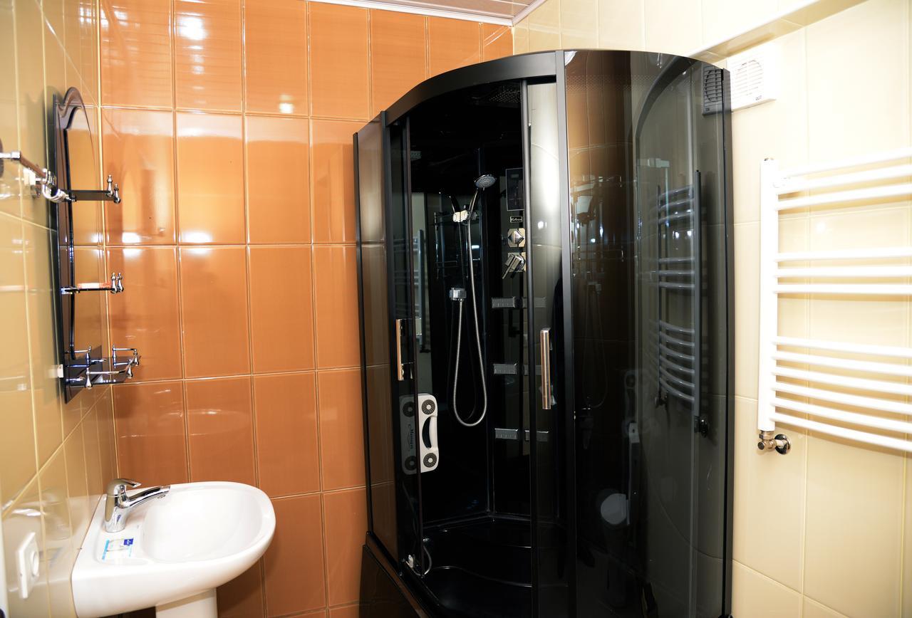 Hotel Elegant Tiflis Exterior foto