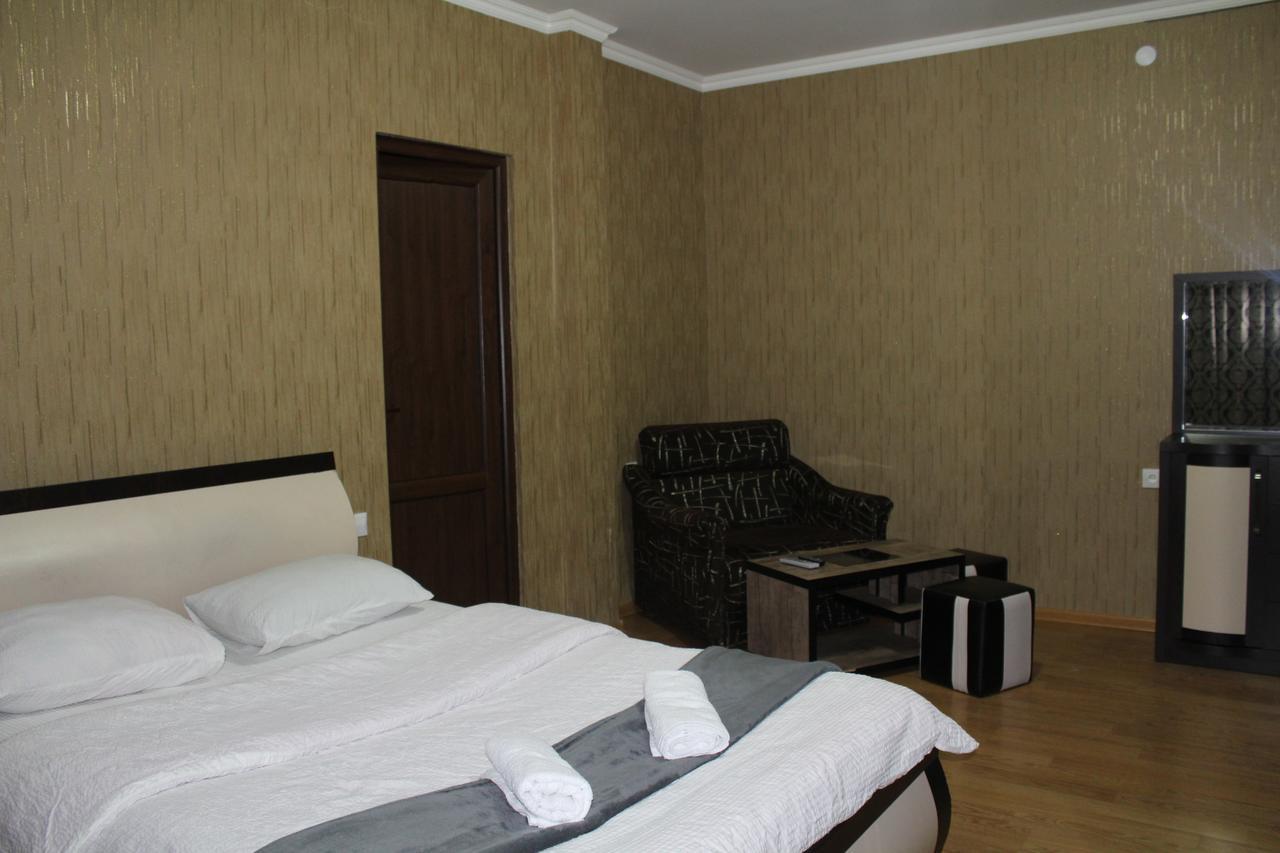 Hotel Elegant Tiflis Exterior foto